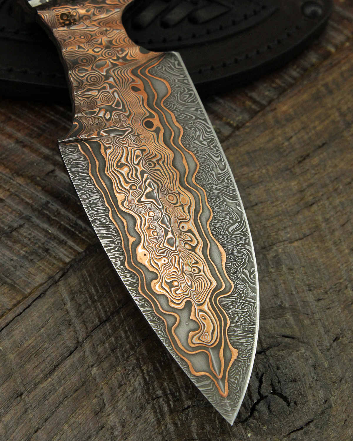 Bmk-50 Blue Bone Copper Engraved Handmade Damascus Steel Hunting Knife