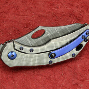 Glossy hardware/clip IMG_7401