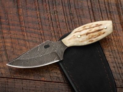 Spear point utility necker